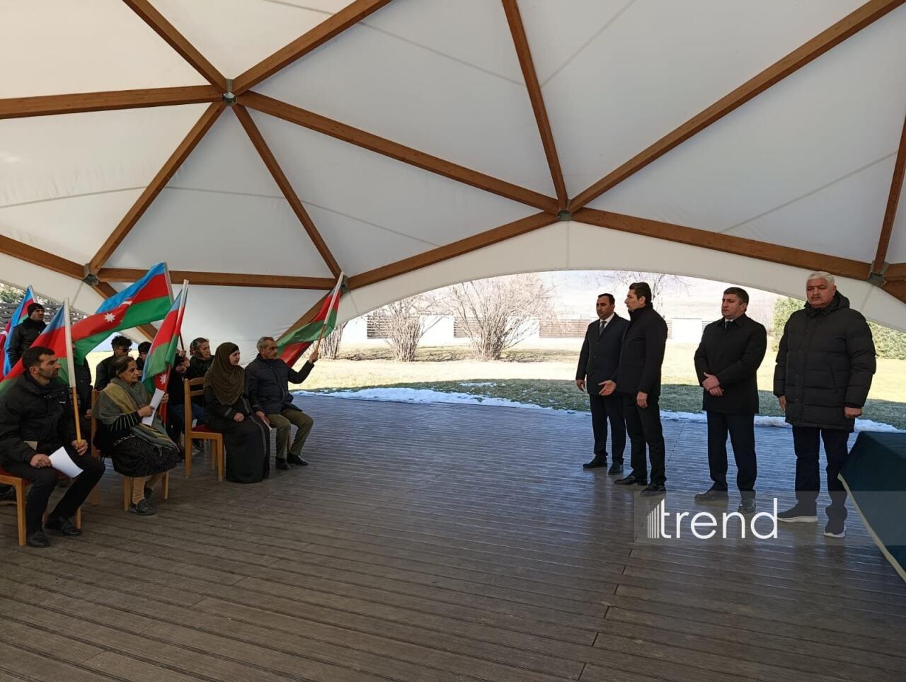 Еще 25 семьям, переселившимся в Ходжалинский район, вручены ключи от домов