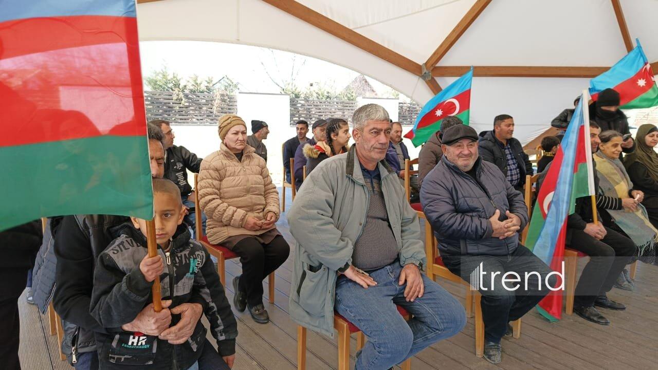 Xocalının Badara və Seyidbəyli kəndlərinə qayıdan sakinlərə evlərinin açarları təqdim edildi