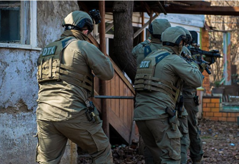 Xarici ölkənin Azərbaycandakı səfirliyinə qarşı terror hücumu etməyə hazırlaşan şəxslər həbs edildi