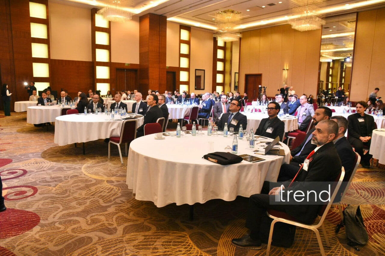 В Баку проходит Саммит по связности в сфере гостеприимства