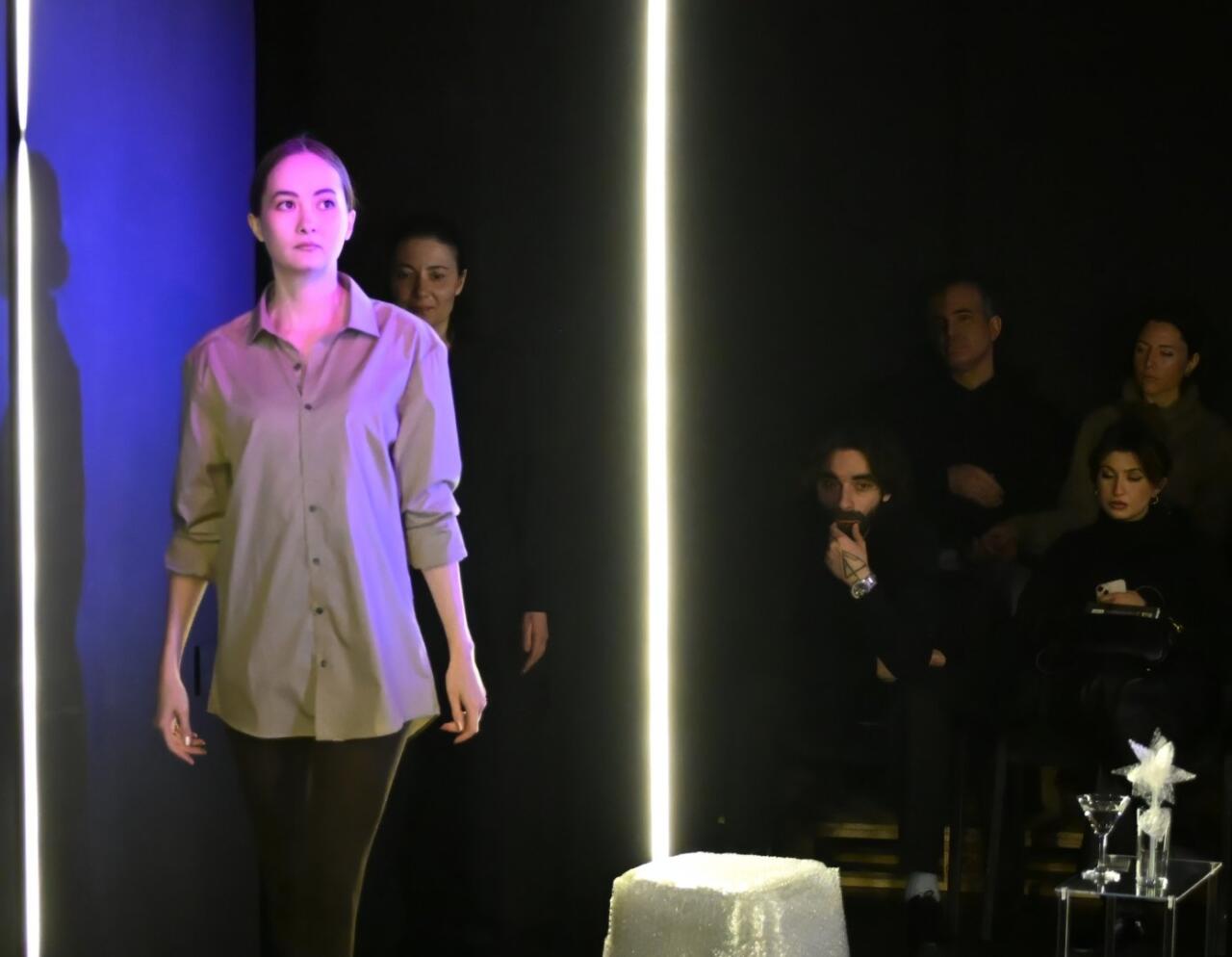 Искусственный интеллект в азербайджанской премьере - зеркало человеческих страхов