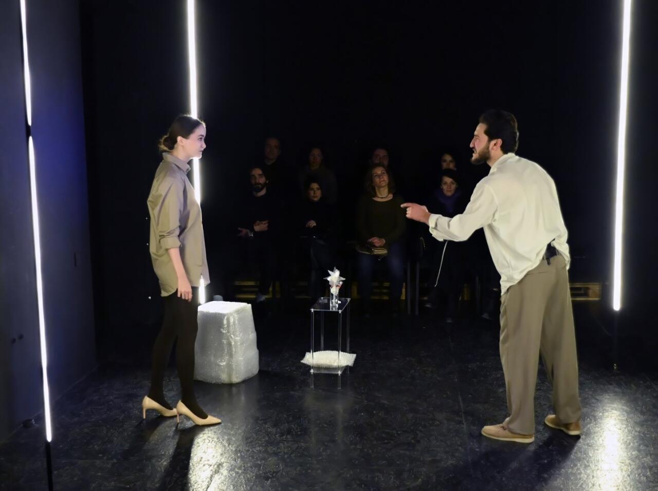 Искусственный интеллект в азербайджанской премьере - зеркало человеческих страхов