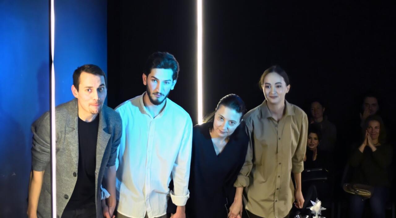 Искусственный интеллект в азербайджанской премьере - зеркало человеческих страхов