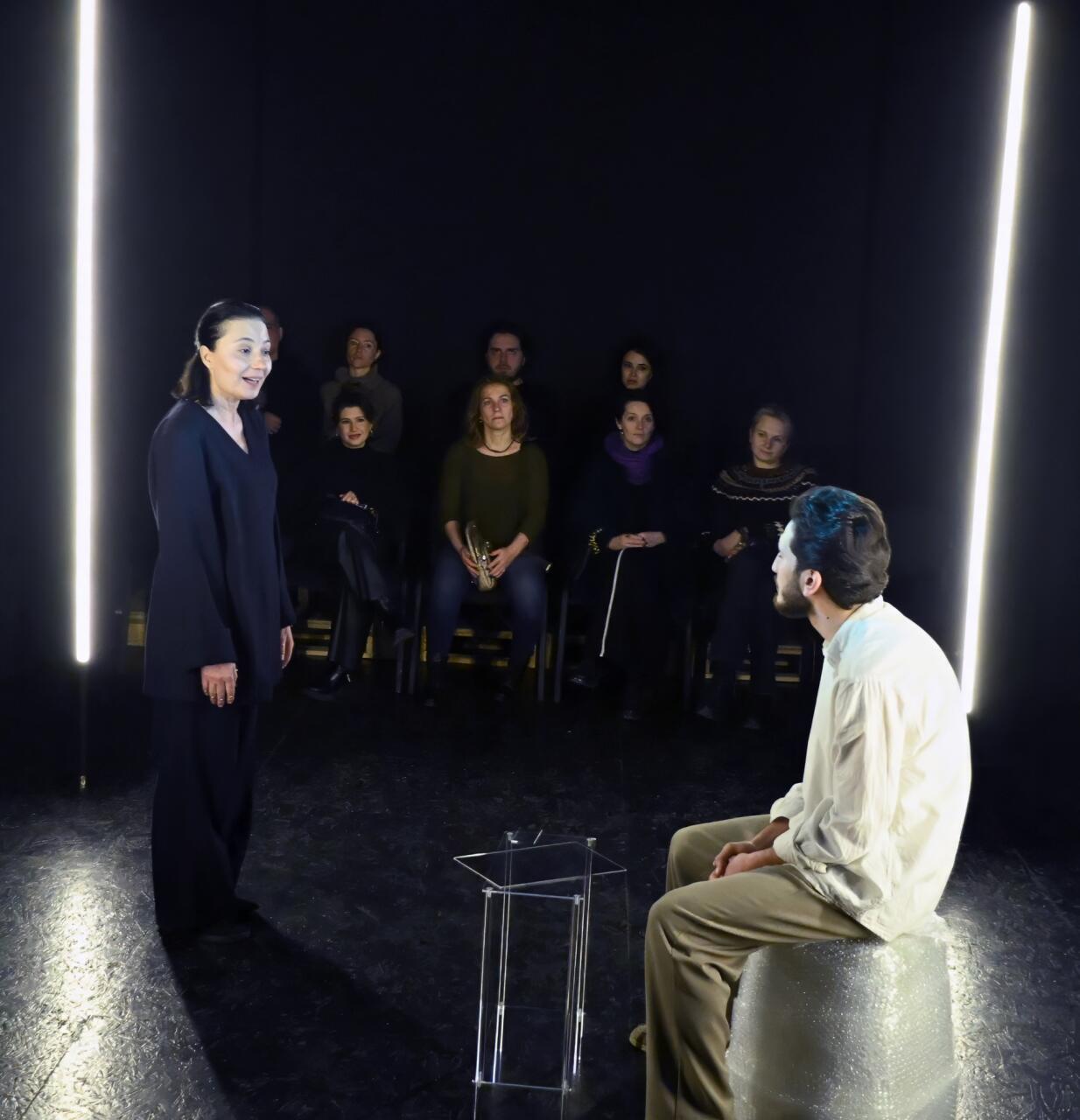 Искусственный интеллект в азербайджанской премьере - зеркало человеческих страхов