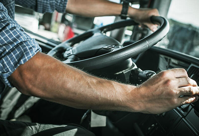 Maşınında 87 kilo narkotik çıxan sürücü