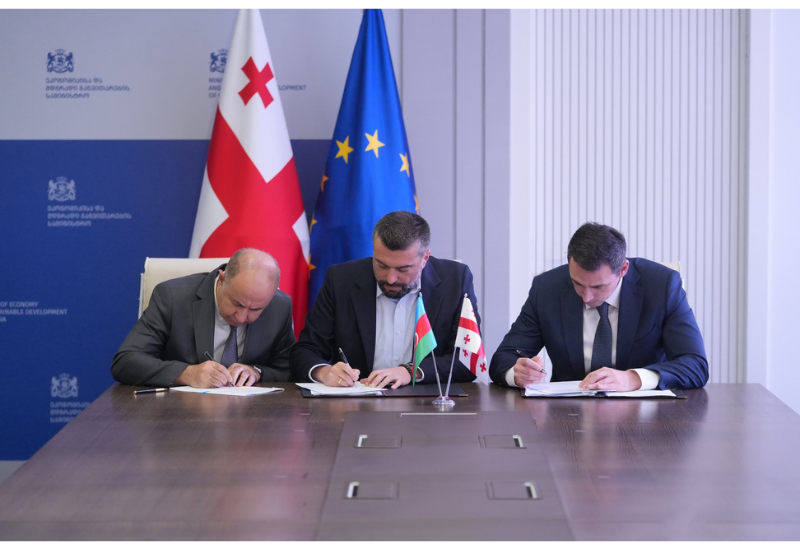 Подписаны договоры по ж/д линии Баку-Тбилиси-Карс