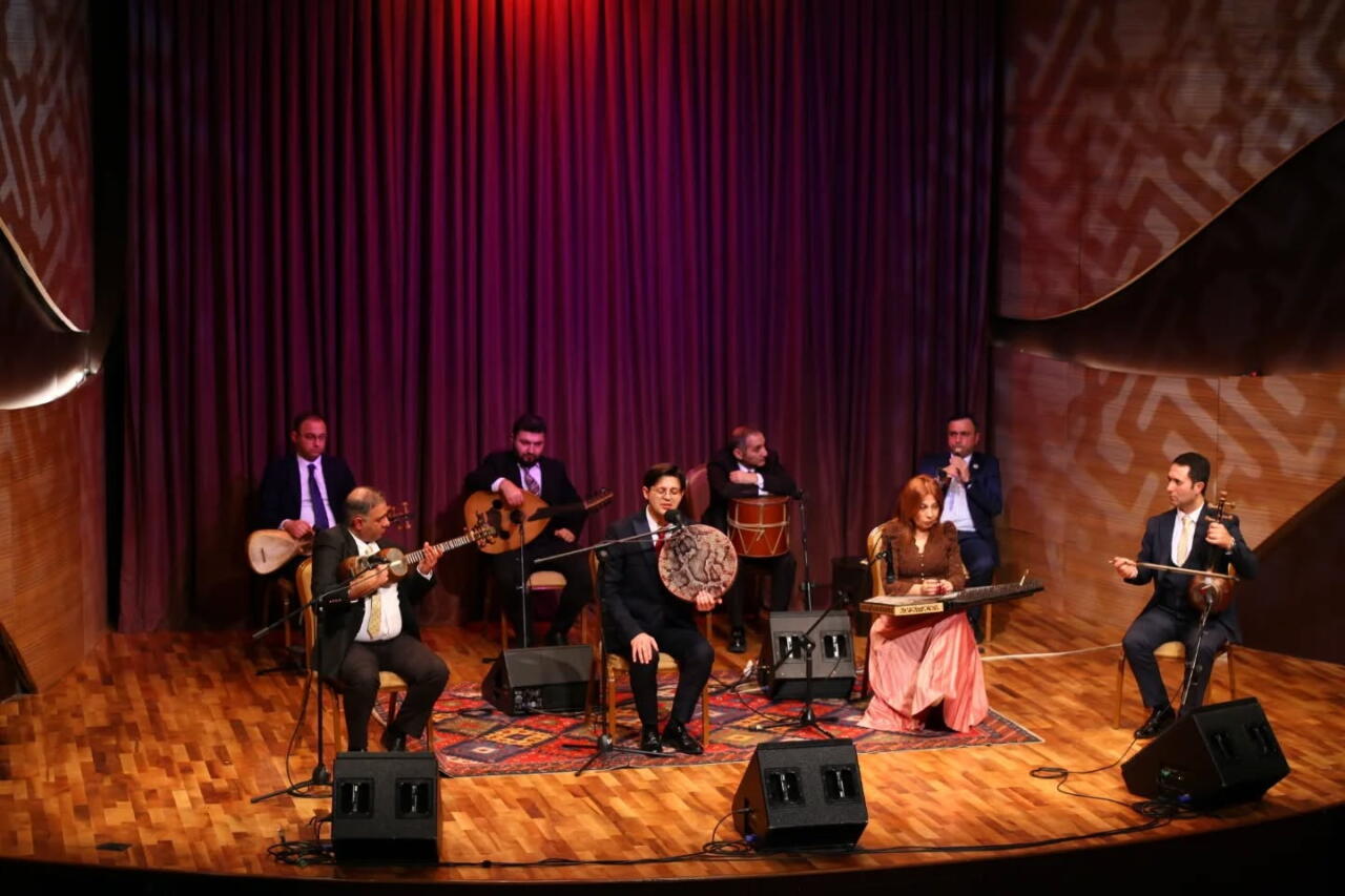 Многовековая преемственность и живая сила азербайджанского искусства