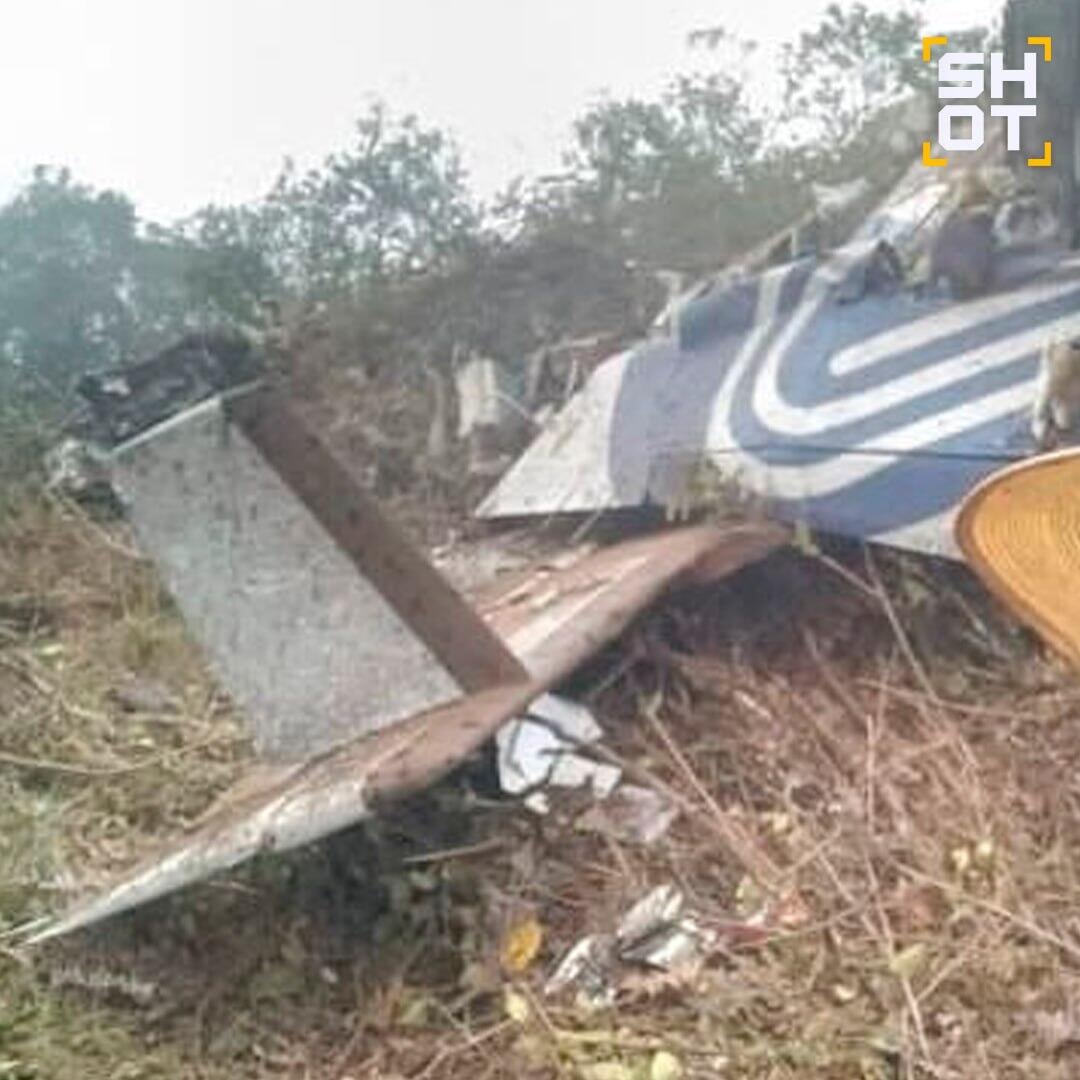 На границе Колумбии и Венесуэлы рухнул самолет