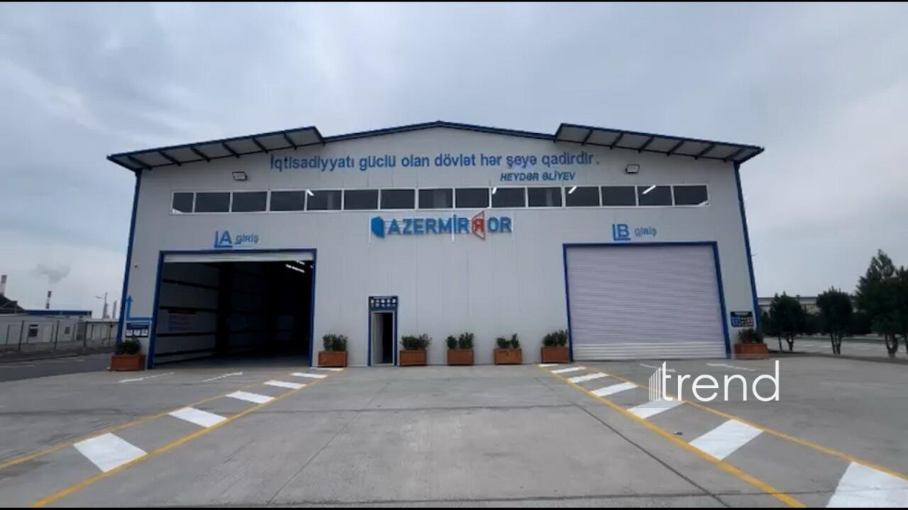 Сколько метров зеркальных листов будет производиться в Азербайджане в год?