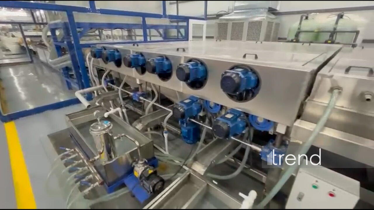 Сколько метров зеркальных листов будет производиться в Азербайджане в год?