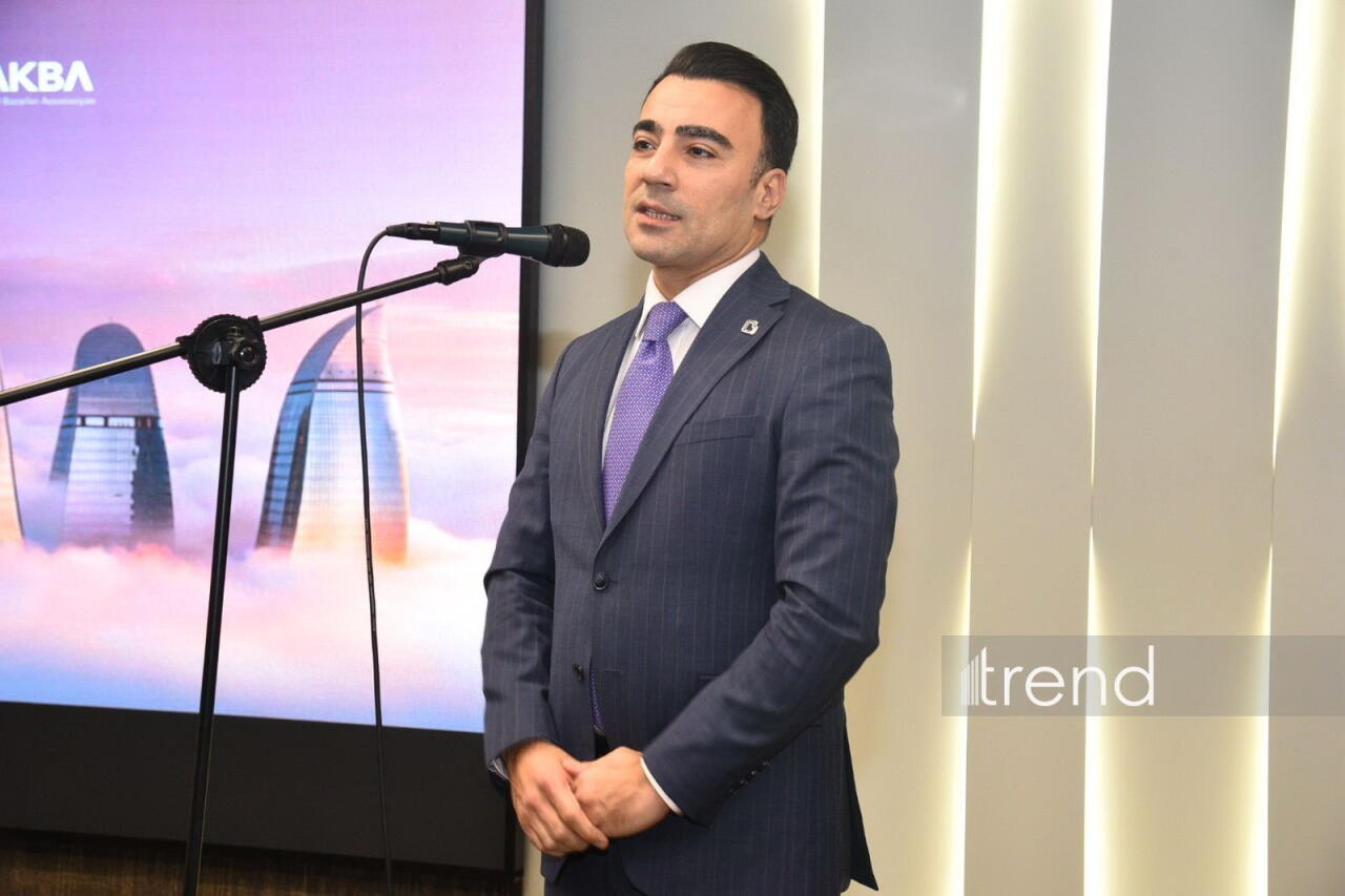 В Баку проходит I Инвесторский микрофинансовый форум