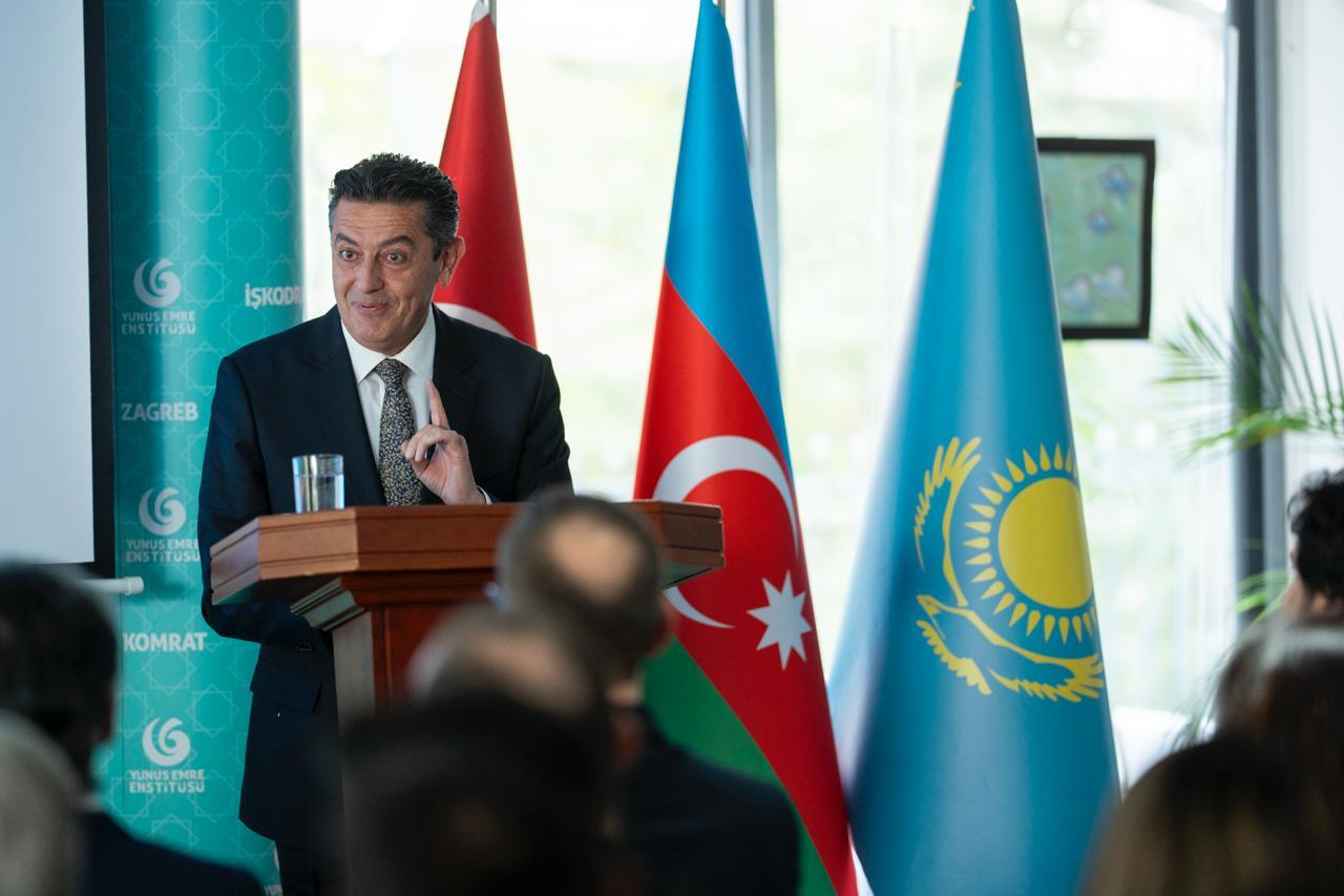 Meksikada “Türk dilləri ailəsi: ilk yazılı mətnlərdən müasir dövrə qədər” mövzusunda konfrans keçirilib