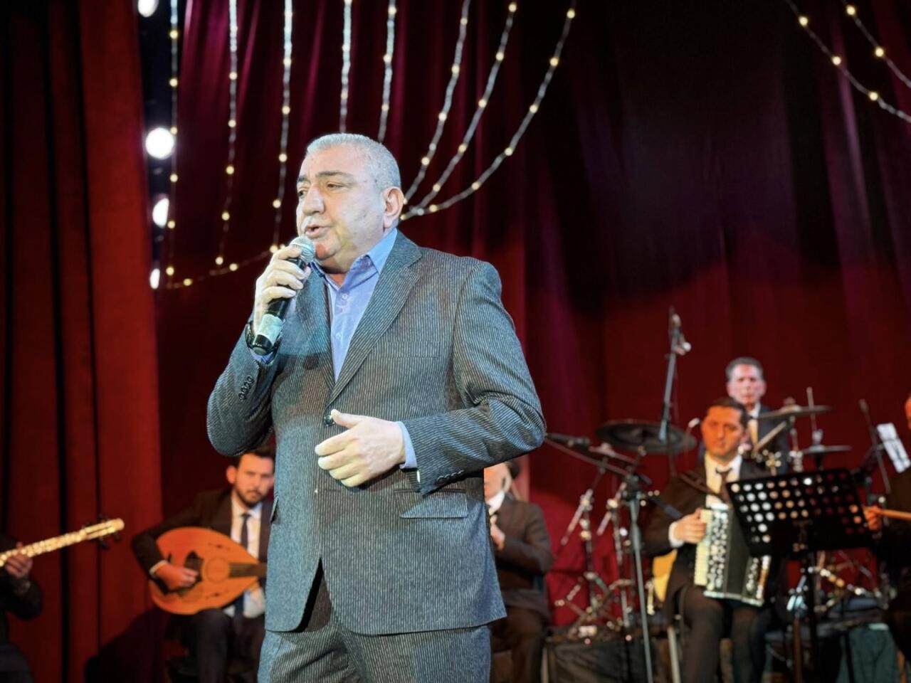 В Театре песни имени Рашида Бейбутова состоялся ретро-вечер «Хиты 80-х»