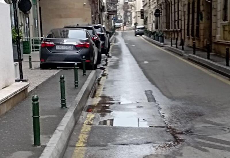 "1 aydır küçədə su axıb gedir, heç kimin marağında deyil"