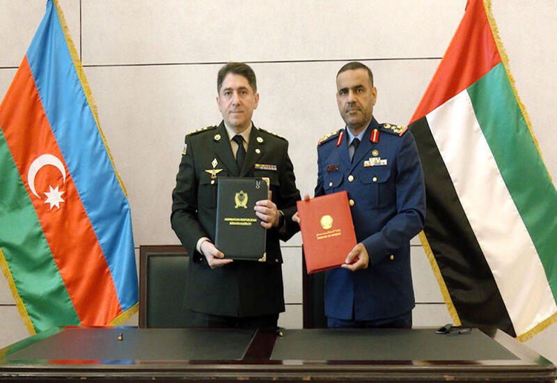Азербайджан и ОАЭ обсудили развитие военного сотрудничества