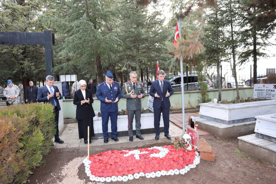 Военный атташе Азербайджана посетил семьи шехидов в двух провинциях Турции