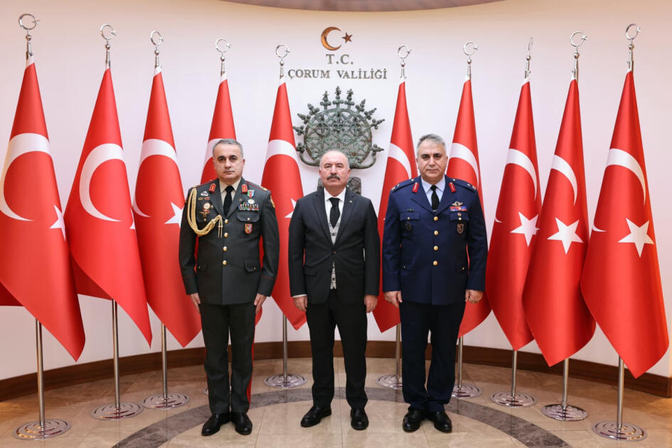 Военный атташе Азербайджана посетил семьи шехидов в двух провинциях Турции