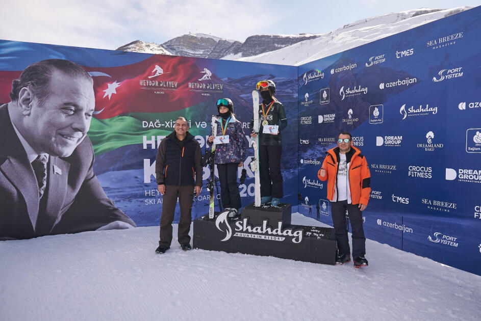 Состоялся Кубок Гейдара Алиева по лыжному спорту среди детей