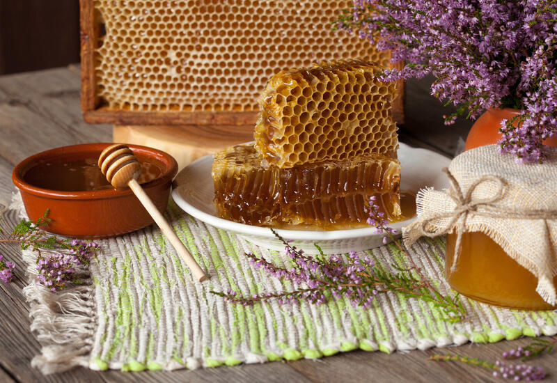 Врач развеял миф о том, что мед лечит