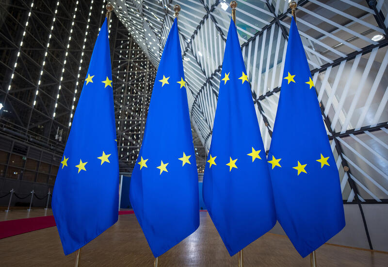 Bloomberg узнал о намерении ЕС отказаться от потолка цен на российскую нефть