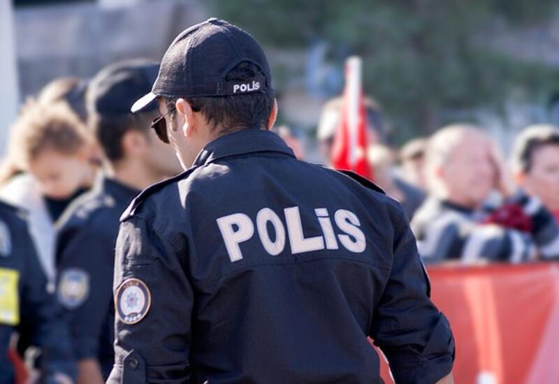 Звезд шоу-бизнеса задержали в Турции