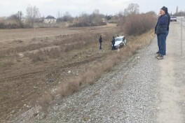 В Уджаре грузовик врезался в легковушку,