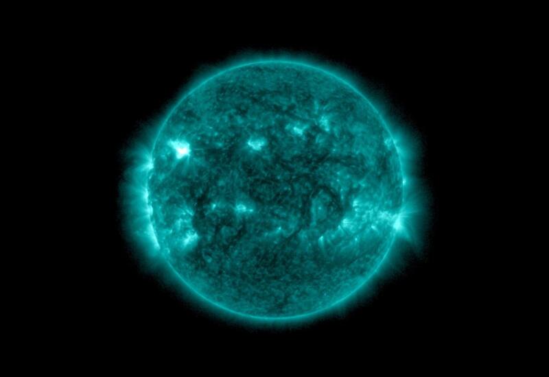 На Солнце произошли три сильные вспышки