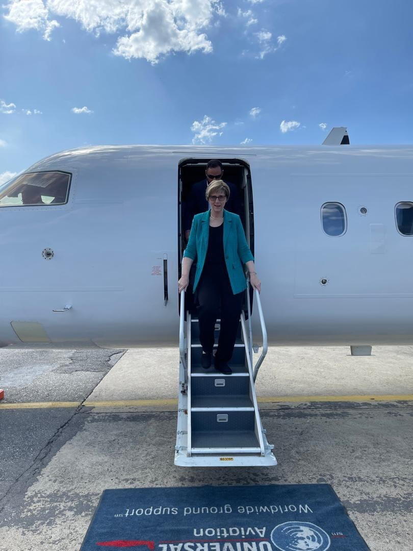 Временный поверенный США по Венесуэле прибыла в Каракас