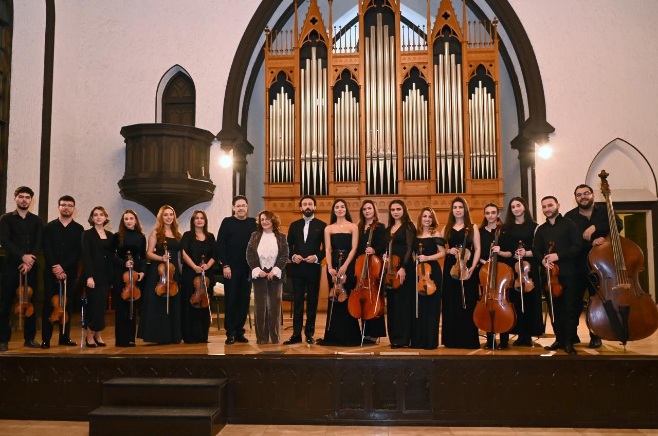 Струнные эмоции под органными сводами Баку - когда классика становится личной