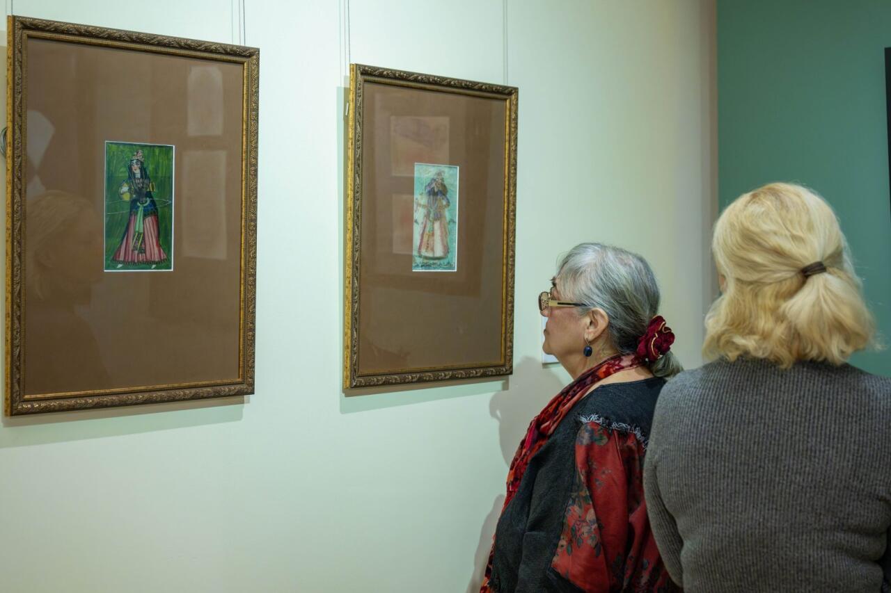 Станковая живопись Сардарского дворца Иревана и коллекция исламского искусства Национального музея Грузии