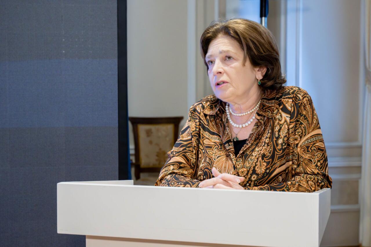 Станковая живопись Сардарского дворца Иревана и коллекция исламского искусства Национального музея Грузии