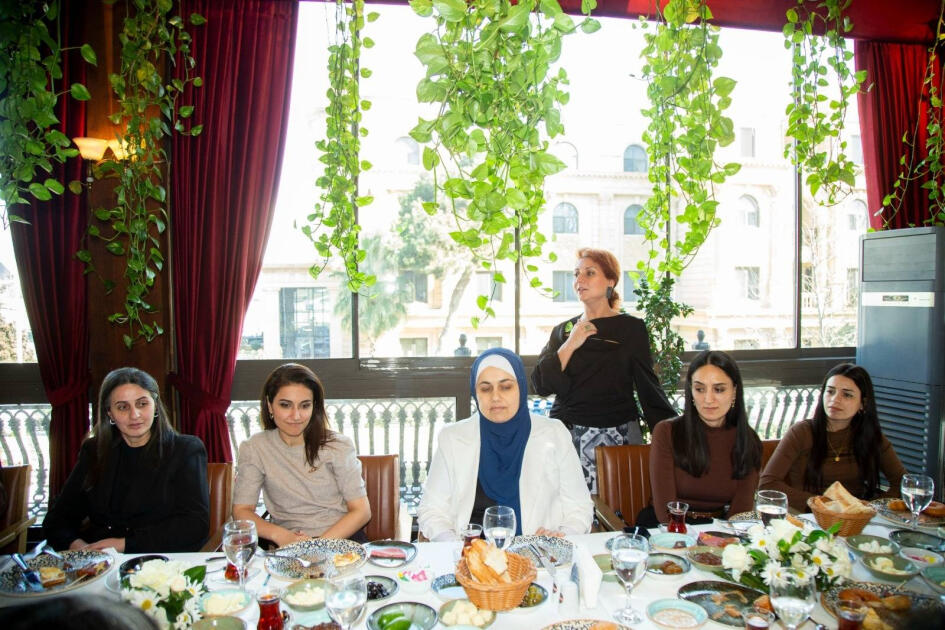 Фонд YAŞAT реализует проект «Хрупкая встреча»