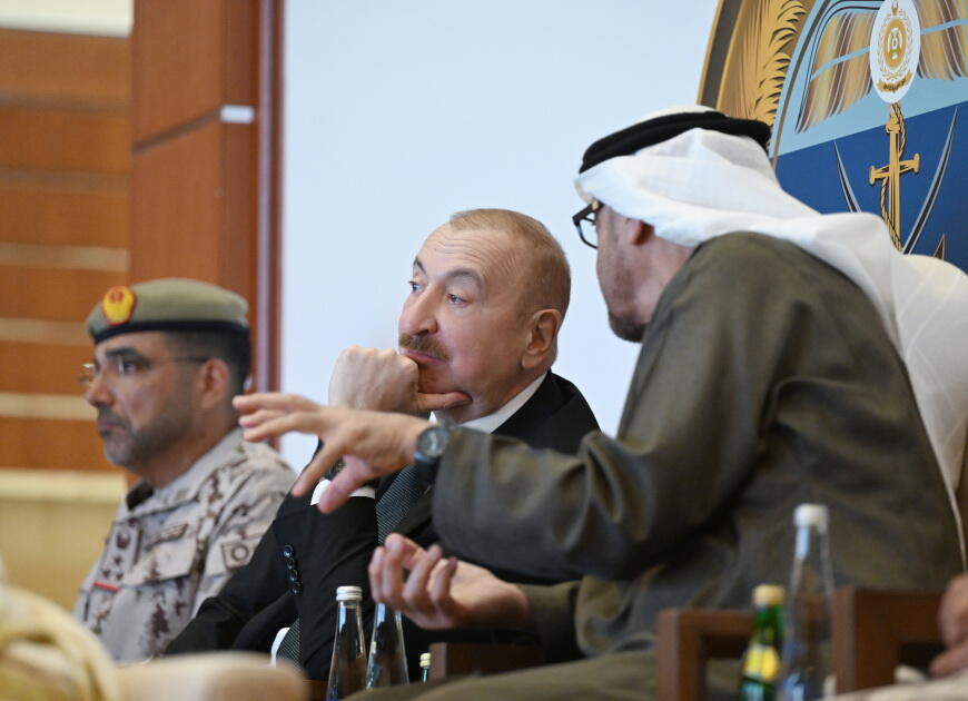 Президент Ильхам Алиев и Президент ОАЭ наблюдали за совместными тактическими учениями "Щит мира - 2026" в Абу-Даби