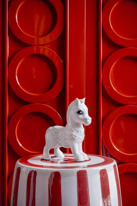 Под знаком Лошади: Lladró представляет новую фарфоровую серию к Китайскому Новому 2026 году