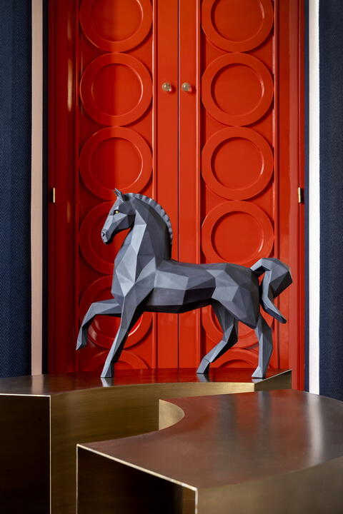 Под знаком Лошади: Lladró представляет новую фарфоровую серию к Китайскому Новому 2026 году