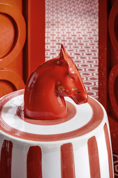 Под знаком Лошади: Lladró представляет новую фарфоровую серию к Китайскому Новому 2026 году