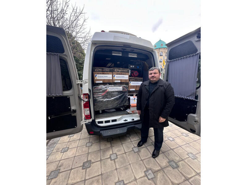 Азербайджан отправил в Украину гумпомощь