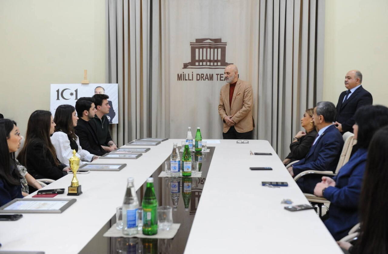 В Баку прошла церемония награждения молодых деятелей искусства