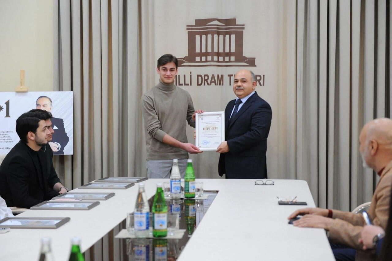 В Баку прошла церемония награждения молодых деятелей искусства