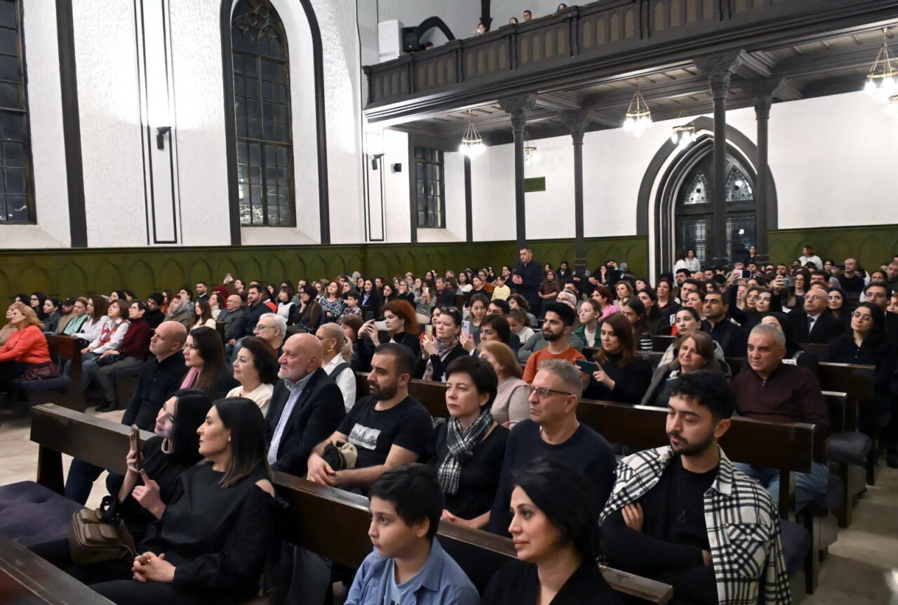 Другой вечер в Баку - путешествие по эпохам и стилям