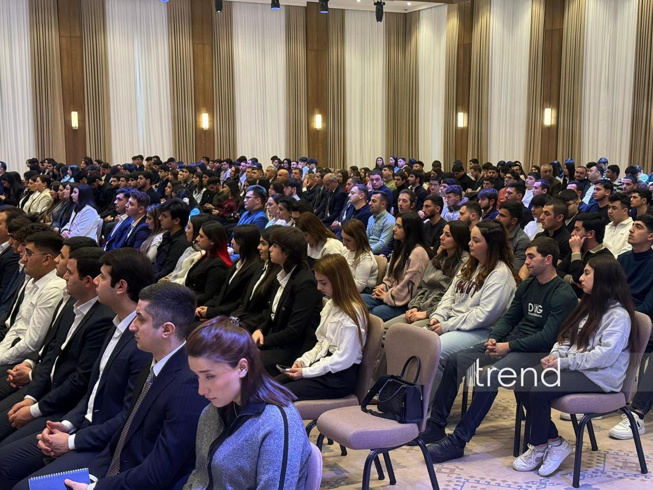 В Ханкенди проходит XI Форум молодежи Азербайджана