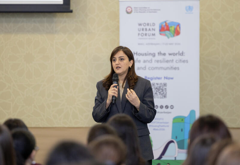 В рамках волонтерской программы WUF13 проводятся тренинги для почти 1000 участников