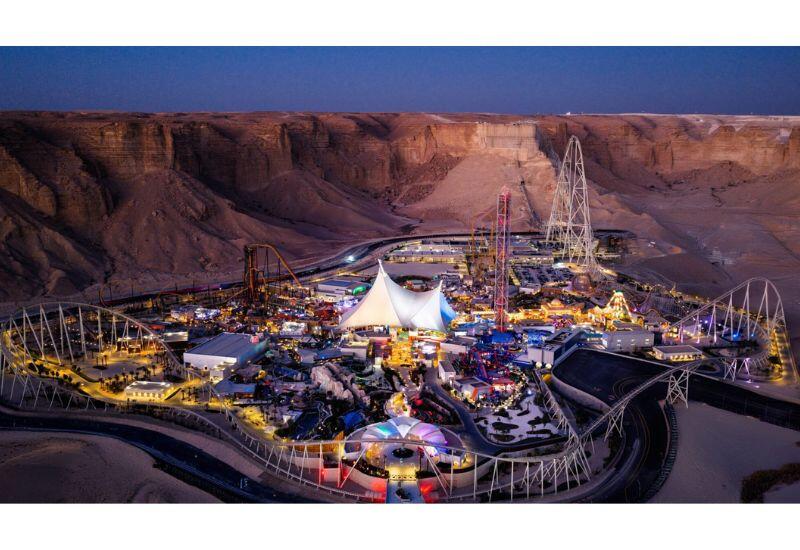 В Саудовской Аравии открыли самый экстремальный парк аттракционов