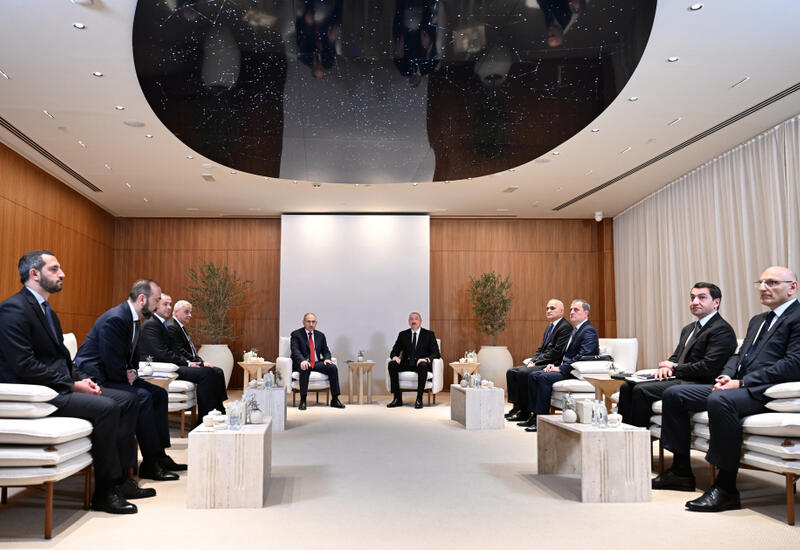 Азербайджан и Армения договорились изучать новые возможности двусторонней торговли