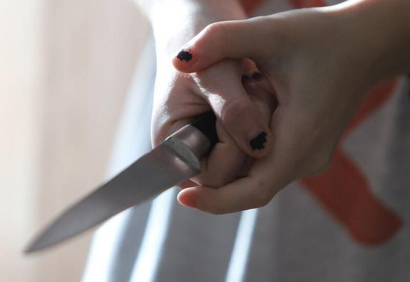 Bakıda bıçaqlanan ata öldü