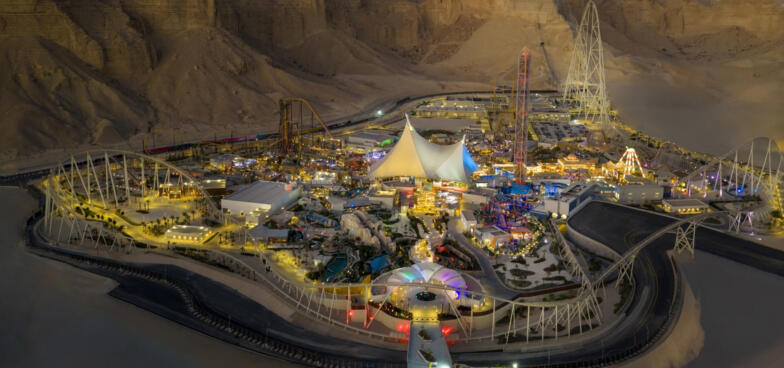 В Саудовской Аравии открыли самый экстремальный парк аттракционов