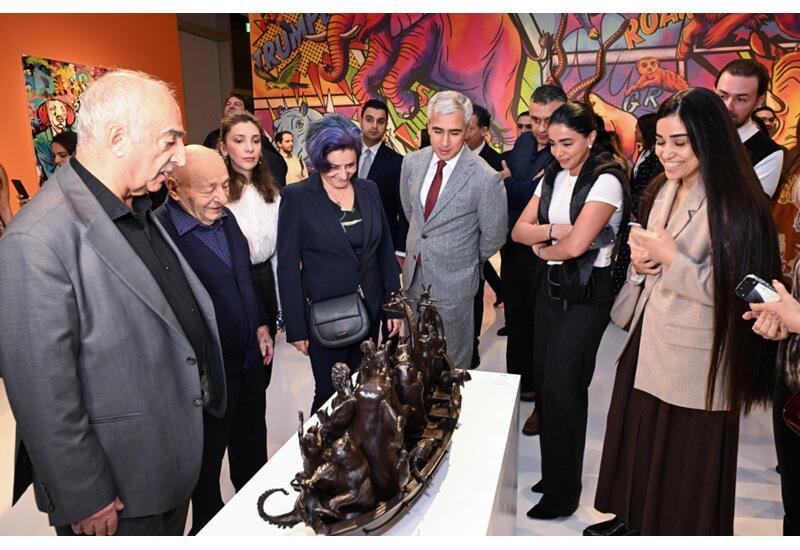 Heydər Əliyev Mərkəzində “Vəhşi təbiətin super qəhrəmanları” sərgisi açılıb