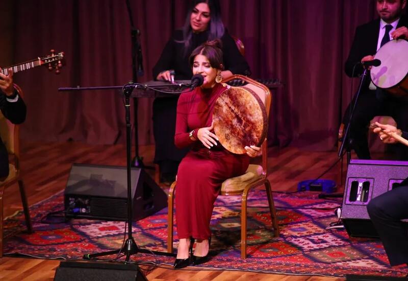 Азербайджанские красавицы: Вселенная свободы и импровизации