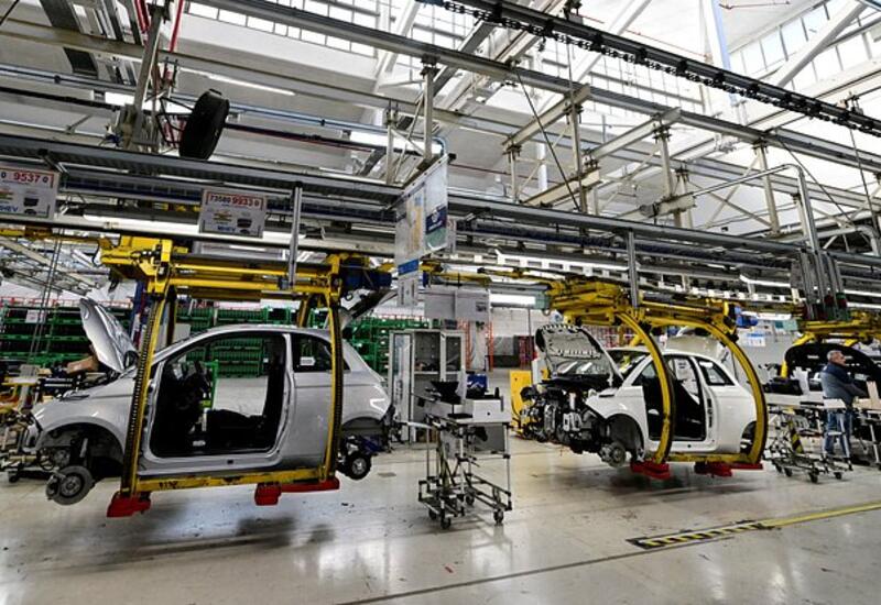 Крупный автопроизводитель пожалел о ставке на электромобили