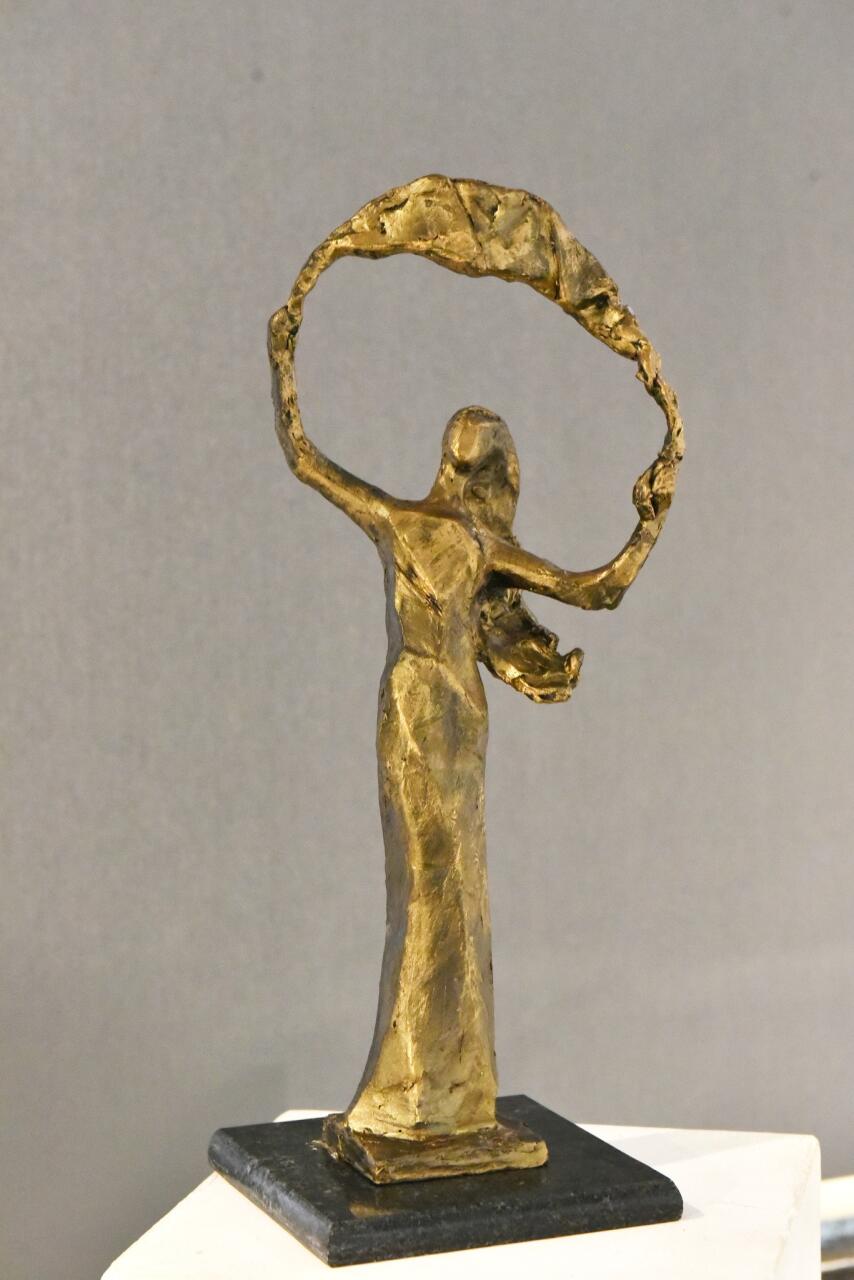 В Баку показали как вести разговор с окружающей реальностью